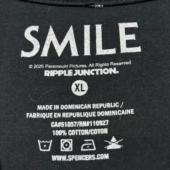 Smile Horror Movie Poster T-Shirt Size Extra Large - Picture 4 of 4